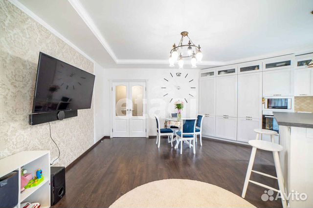 3-к квартира, 100 м², 3/8 эт.