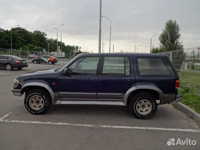 Ford Explorer 4.0 AT, 1995, битый, 200 000 км Ford Explorer 4.0 AT, 1995, битый, 200 000 км