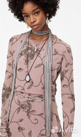 Zara Collection 2020 платье с вышивкой новое Zara Collection 2020 платье с вышивкой новое