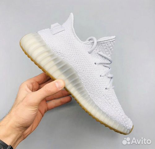 Кроссовки Adidas Yeezy Boost Кроссовки Adidas Yeezy Boost