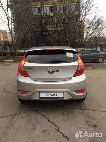 Hyundai Solaris 1.6 AT, 2012, битый, 158 000 км Hyundai Solaris 1.6 AT, 2012, битый, 158 000 км