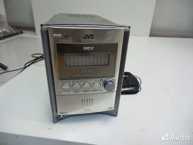 Музыкальный центр JVC model SP-UXS57 120 ватт Музыкальный центр JVC model SP-UXS57 120 ватт