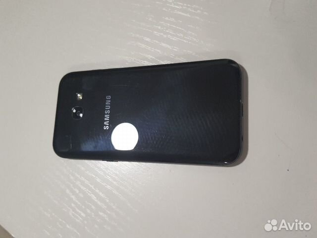 Телефон Samsung Телефон Samsung