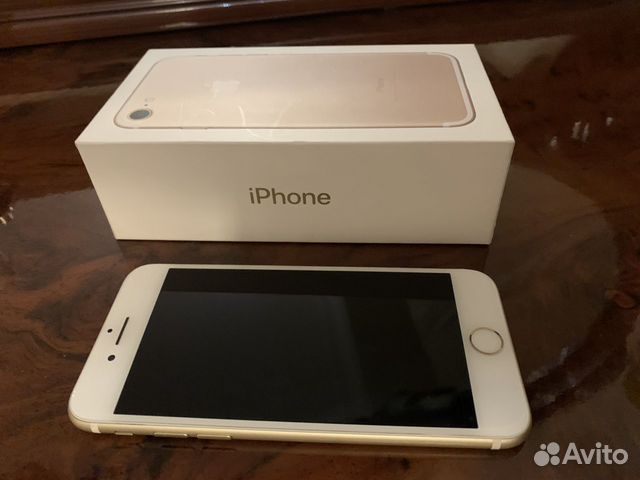 Телефон iPhone 7 Телефон iPhone 7