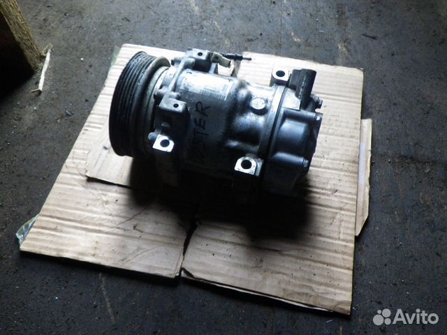 Компрессор кондиционера Renault duster 926000097R