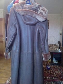 Продается новая дубленка