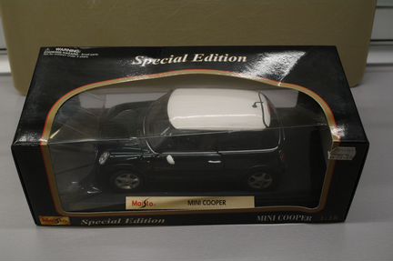 Модель автомобиля 1/18 mini Cooper