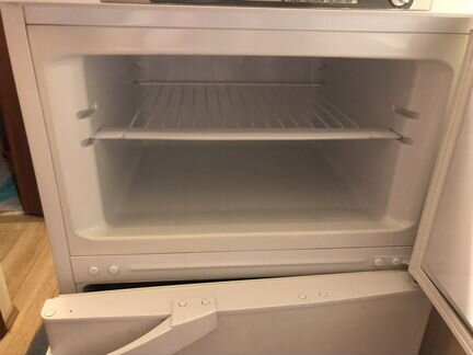 Холодильник indesit