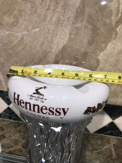 Большая фарфоровая пепельница для сигар hennessy