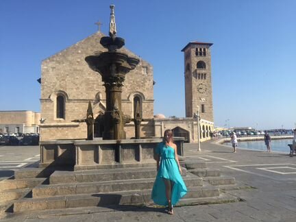 Платье элегантное в пол