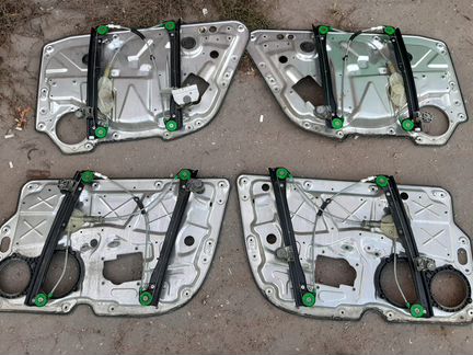 Стеклоподъемник двери Фаэтон Phaeton