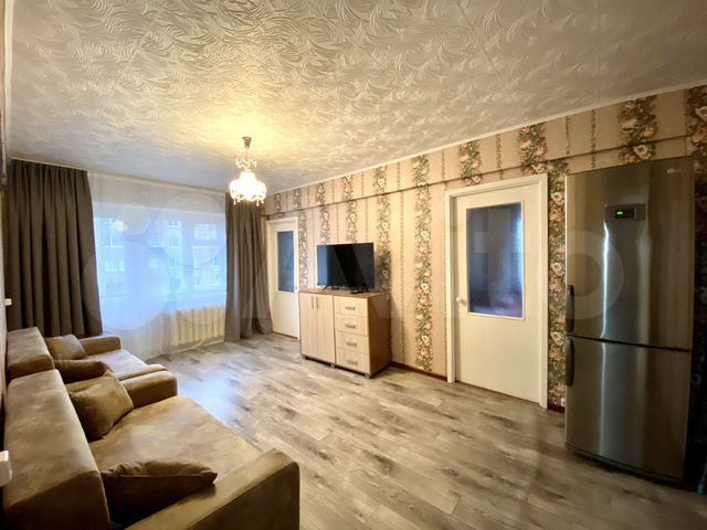 3-к. квартира, 65 м², 2/5 эт.