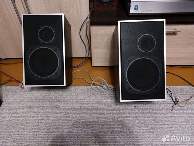 Полочная акустика разных ателье