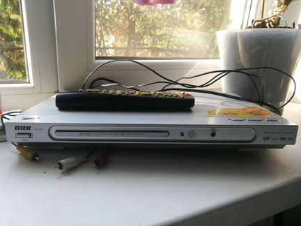 DVD плеер BBK (dv313si)