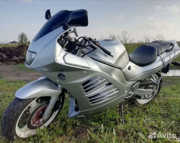 Suzuki rf 400 rv