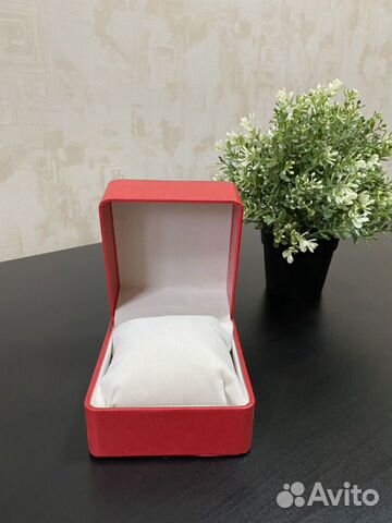 Подарочная коробка