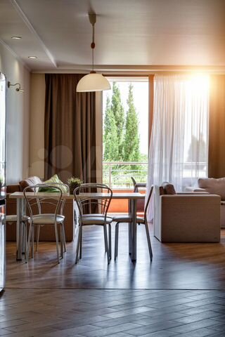 2-к. квартира, 90 м², 2/12 эт.