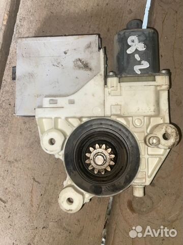 Моторчик Стеклоподъемника задний правый Ford Focus