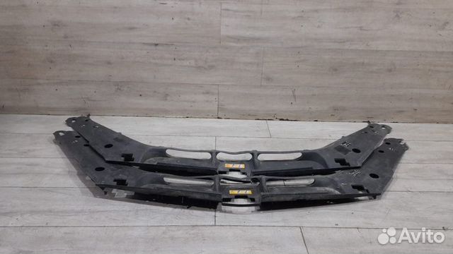 Кожух замка капота Mercedes W166 Ml Class X166 Gl