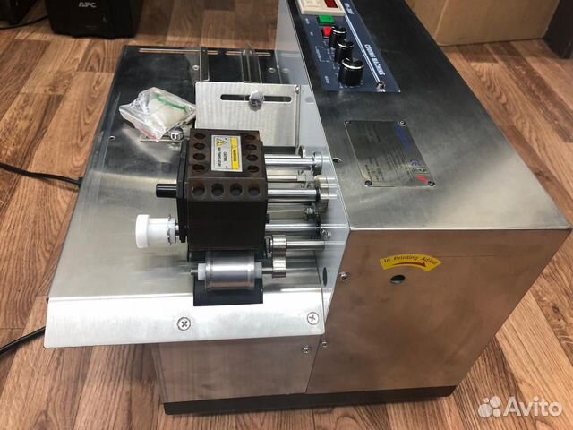 Автоматический Датер для этикеток и упаковки