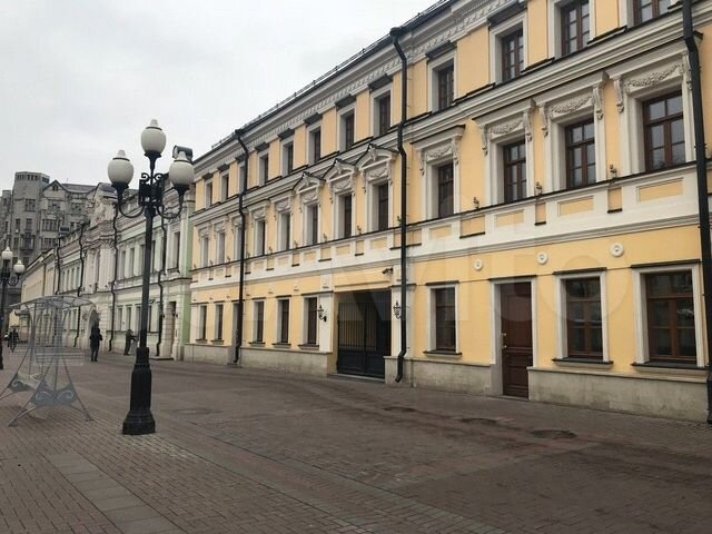 Сдам торговое помещение, 306 м²