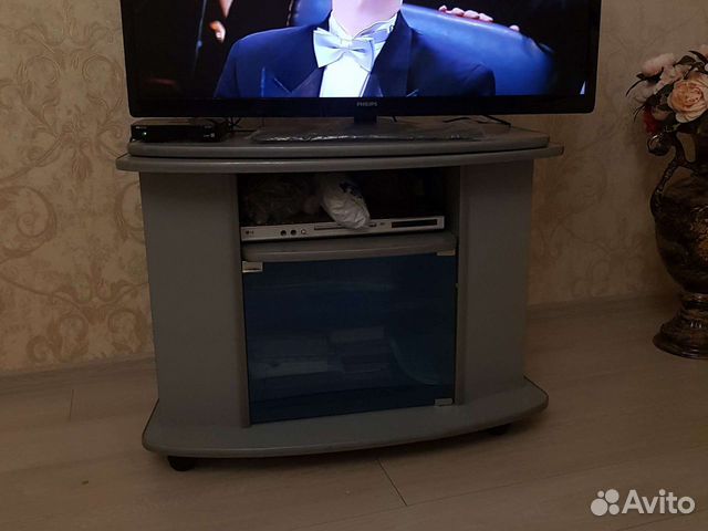 Тумба под телевизор