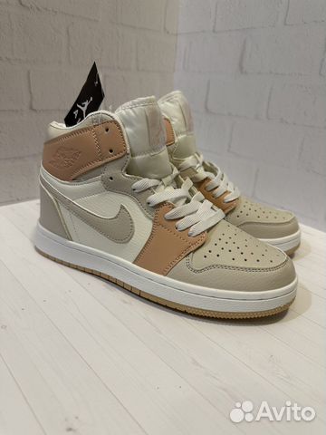 Кроссовки Nike air jordan 1 женские демисезон