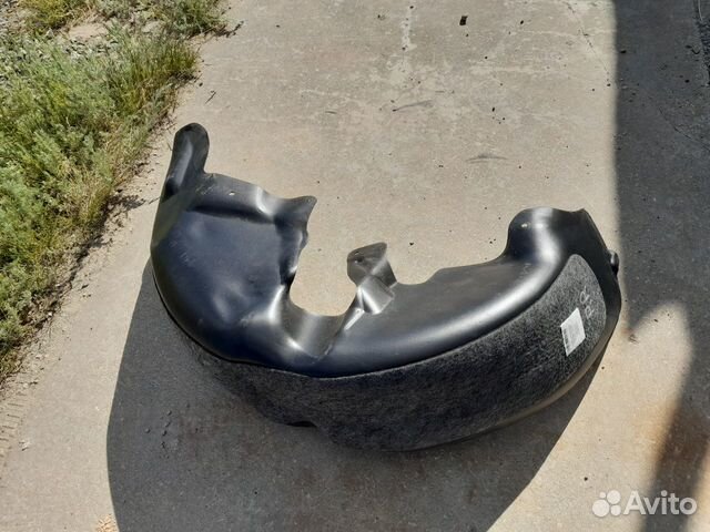 Skoda Superb Подкрылок задний правый Новый