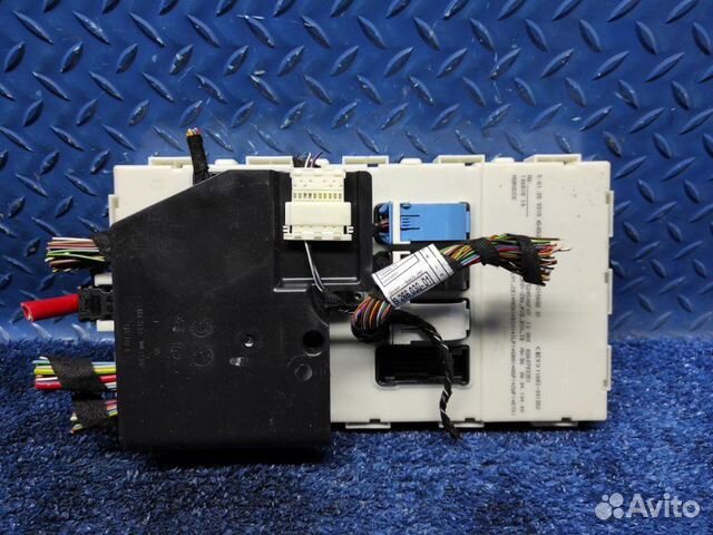 Блок предохранителей Bmw F30