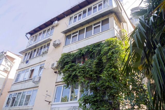 3-к. квартира, 50 м², 1/5 эт.