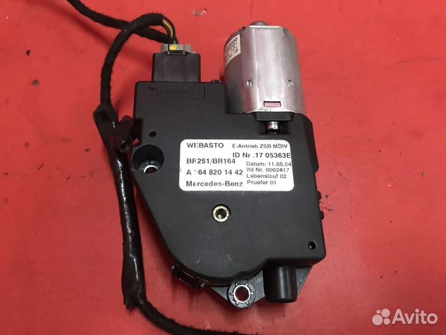 Моторчик люка Mercedes-Benz w164
