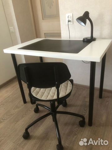 Рабочий стол и стул IKEA