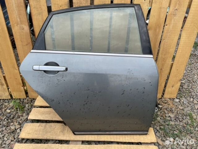 Дверь задняя правая задняя правая Nissan Teana J31