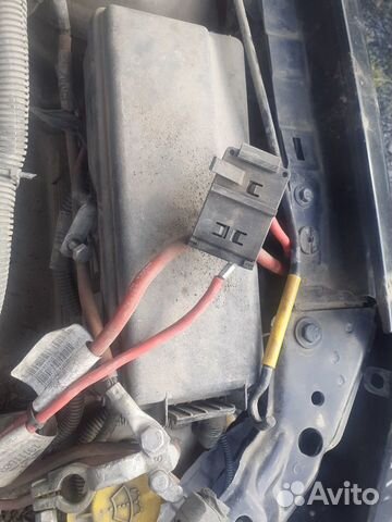 Блок предохранителей подкапотный Опель Вектра С