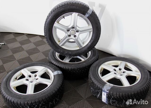 Комплект колес Mercedes Continental 215/60R17 зима