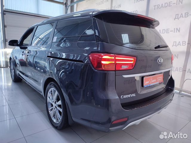 Kia Carnival 2.2 AT, 2018, 61 000 км