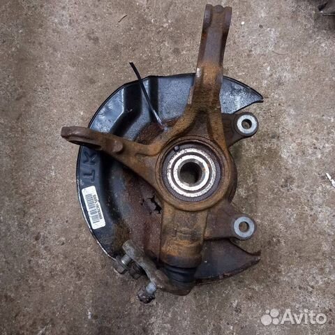 Кулак передний левый Honda CR-V 3 2009