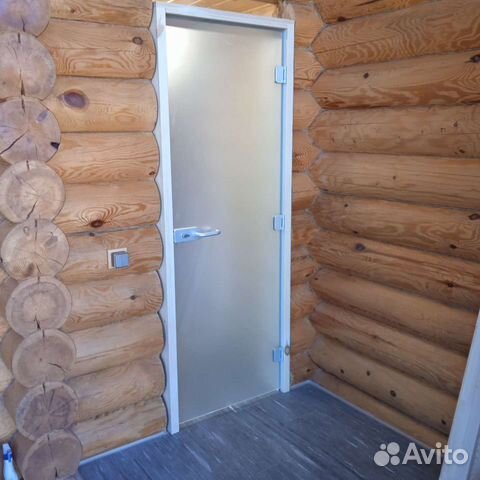 Дверь стеклянная