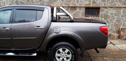 Дуга в кузов пикапа хром Мицубиси л200 2006-2023