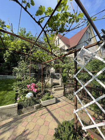 Дом 140 м² на участке 3 сот.