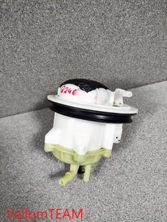 Лот Q246 Датчик уровня топлива Audi Q7