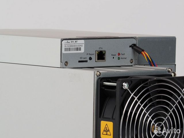 Майнер Antminer T19 88th