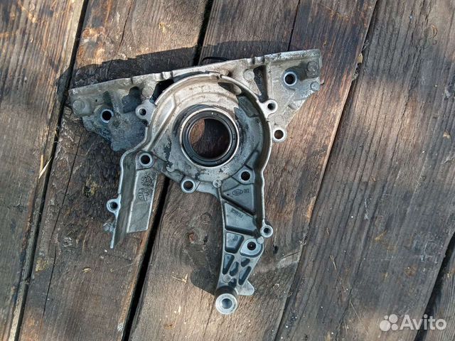 Крышка двигателя BVY 2.0 FSI Фольксваген Volkswag