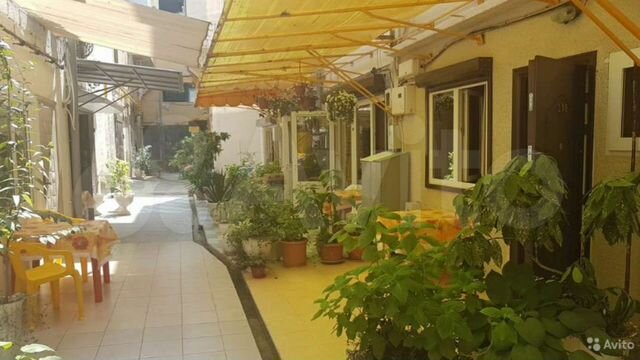 Гостиница, 100 м²