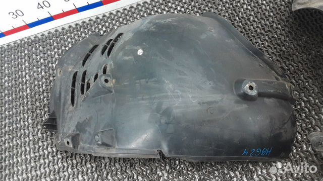 Подкрылок на Мерседес Е211 (передний)