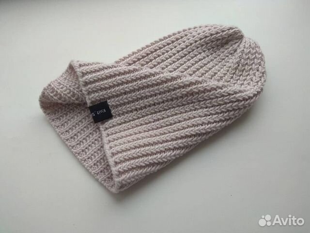 Шапка женская вязаная