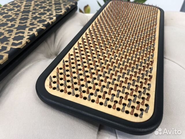 Доска садху с медными гвоздями