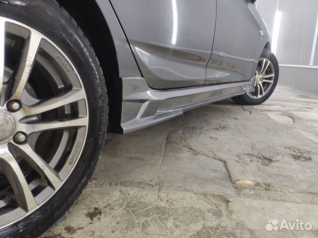 Накладки на пороги FreeStyle на Hyundai Solaris