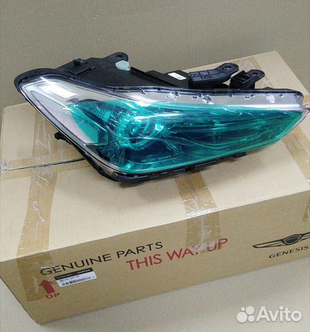 Фара правая Hyndai Genesis G70 92102G9130