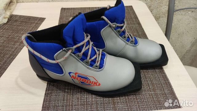 Лыжные ботинки классические